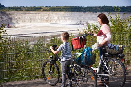 Radlerpause an dier Kiesgruge in Lägerdorf