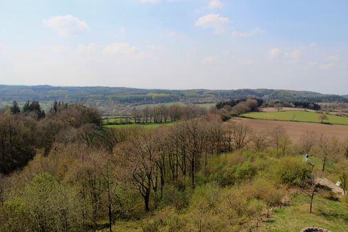 Blick von oben auf den Naturpark Hüttener Berge